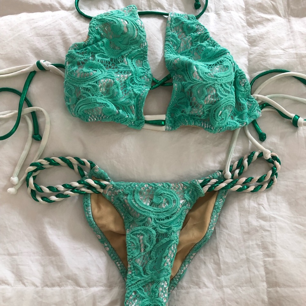 Ravish Sands mid coverage bikini size Medium